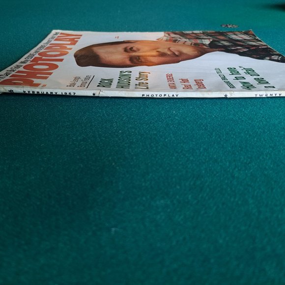 Vintage Feb 1957 Photoplay magazine, Rock Hudson on cover. - Picture 8 of 8